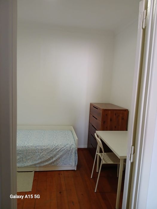 Aluga-se Quarto interior