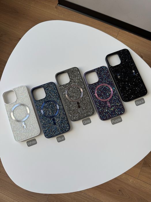 Чохол на iPhone з камінчиками