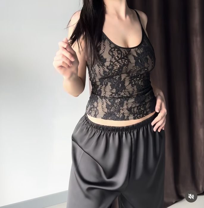 Кружевной топ черный