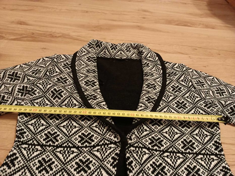Wełniany elegancki sweter, żakiet 34-36