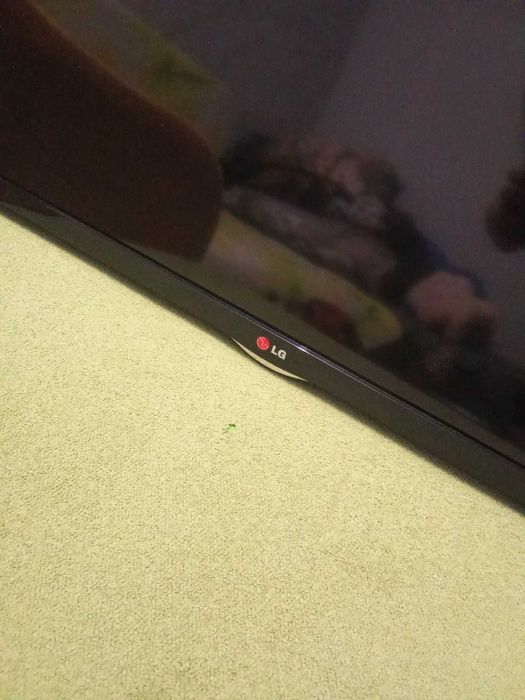 Продам телевизор LG 32 диагональ