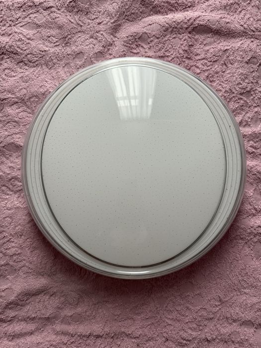 Люстра для спальні