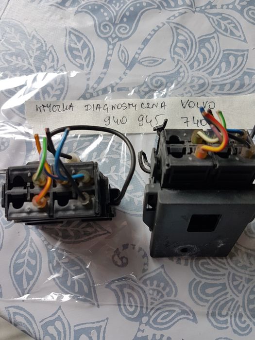 wtyczka diagnostyczna volvo 945,940,740,745