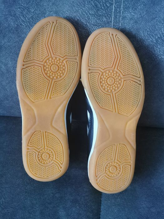 Buty do piłki nożnej, halówki 39