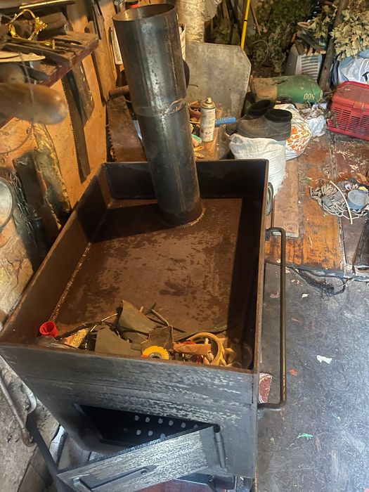 Печь на дровах для бани прочная