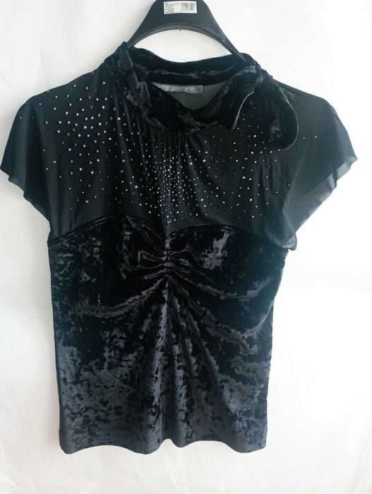 Блузка черная бархатная S