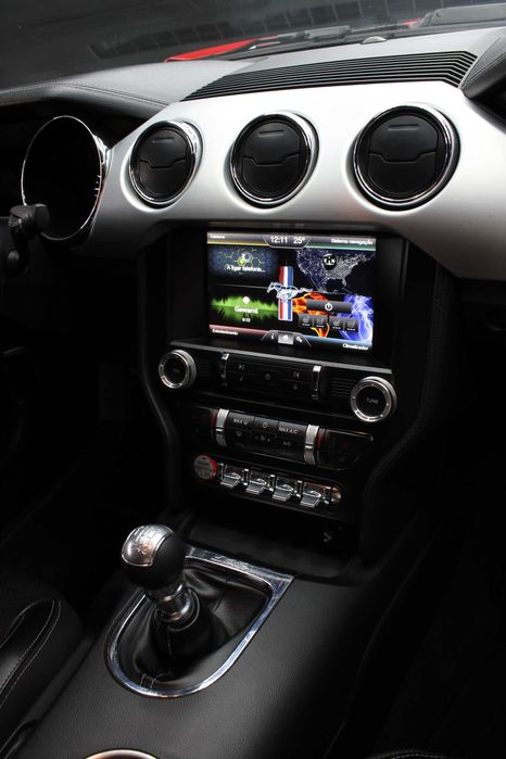 Ford Mustang 2.3i EcoBoost Pack Performance 317 CV (419€/Mês) - 120 Meses