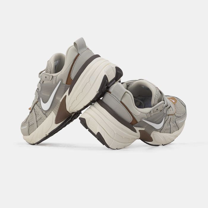 Женские кроссовки Nike V2K Runtekk Grey Brown. 36-40