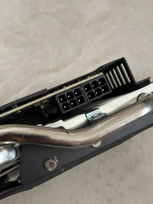 Placa Gráfica Nvidia GTX 670 2GB Asus 2 Ventoinhas