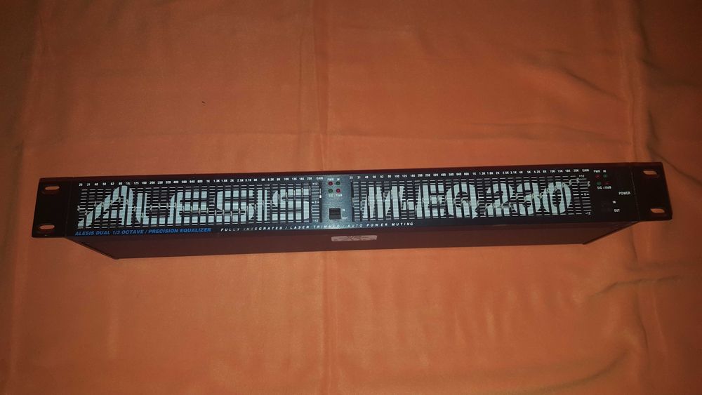 Equalizador Gráfico BSS Fcs966 - Crossover JBL M552 - Equalizador Alesis M-EQ230