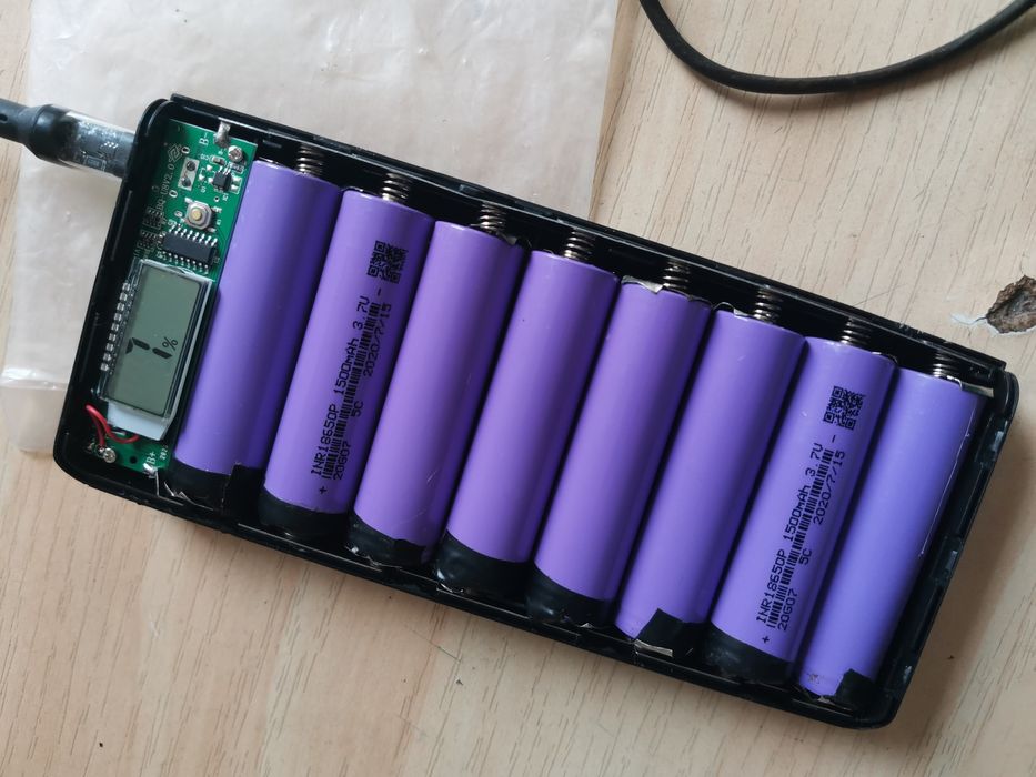 Повербанк 5-6000мА