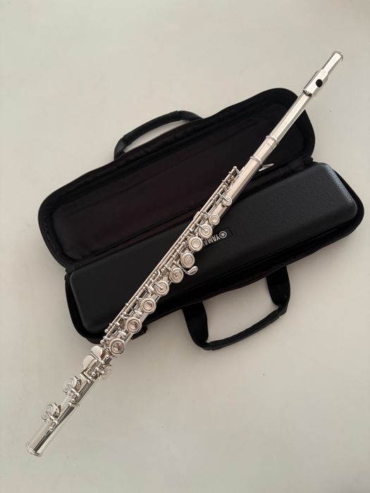 Flauta Transversal Yamaha YFL 222
