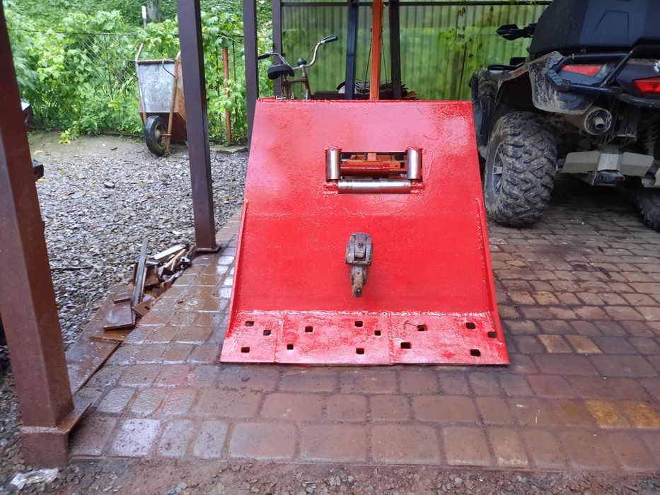 Продам лебітку зил для трактора