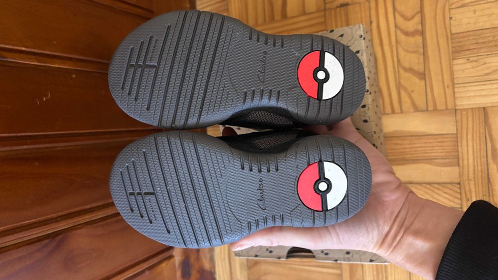 Sapatos Criança Clarks NOVO Sapatos Pokemon