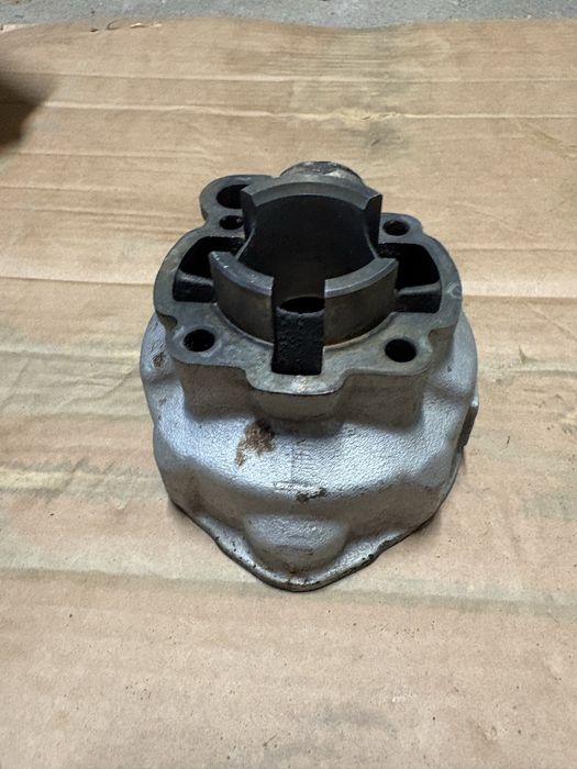 Cylinder+głowica AM6 50cc 2T