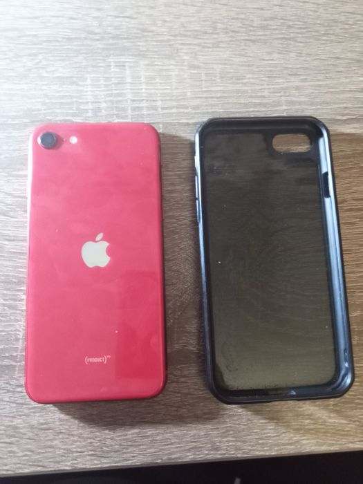 продам айфон SE2   126g