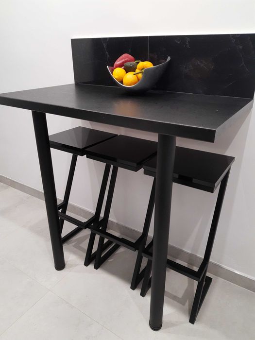 Krzesła barowe industrialne hokery