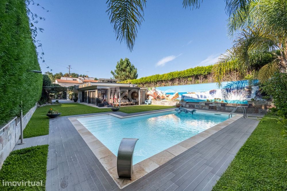 Moradia T3 Com Piscina