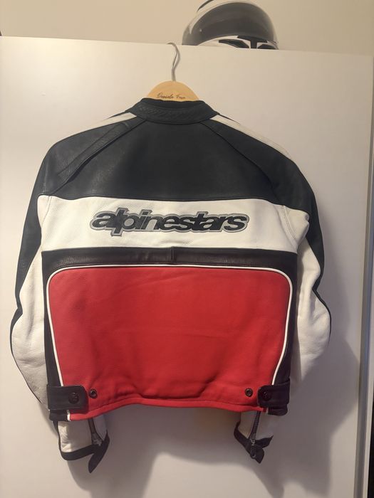 Alpinestars em Pele