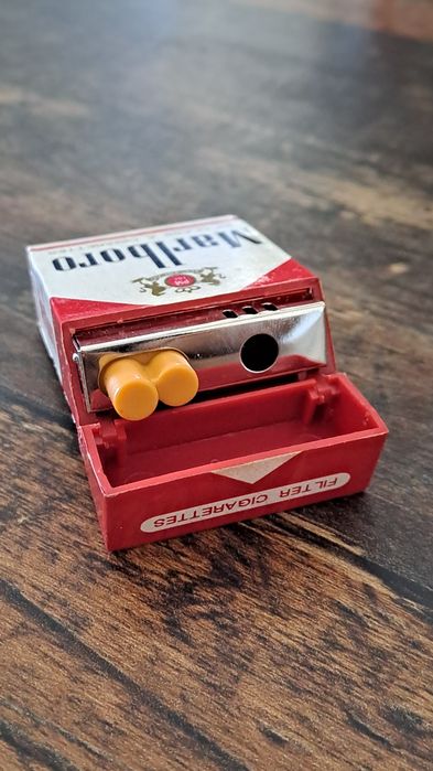 Isqueiro Marlboro