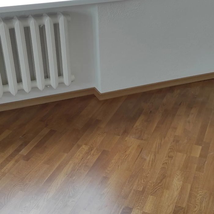Укладка ламінату Монтаж плінтуса Мдф Паркетна дошка Укладання ламінату