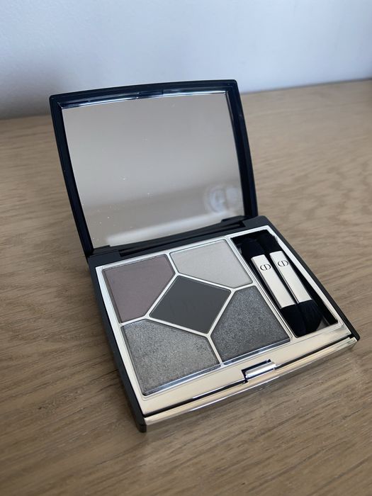 Cienie do powiek paleta cieni 5 cieni Dior kolor nr 079nowe oryginał.