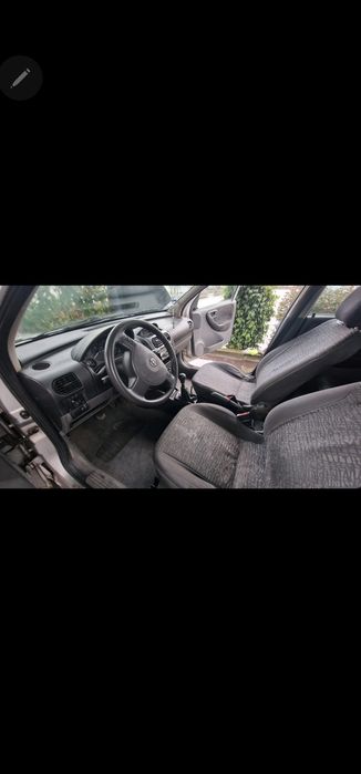 Corsa c 2001 , a gasolina