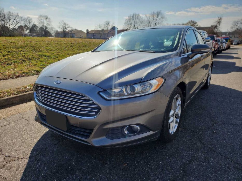 Ford Fusion      2013