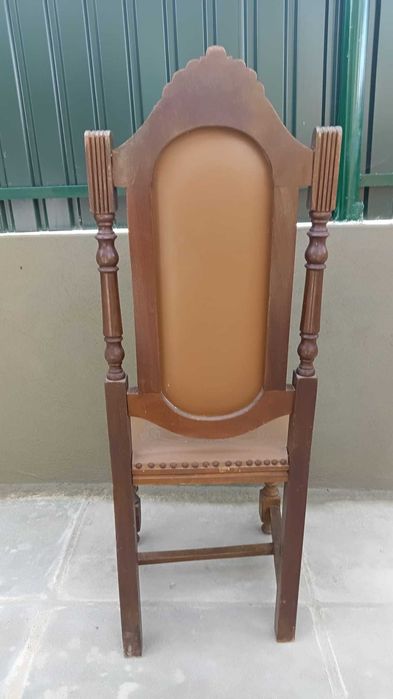 Conjunto de quatro cadeiras