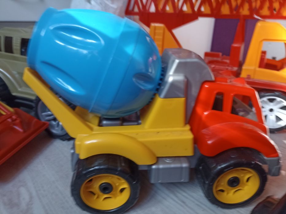 Машинки для ребенка