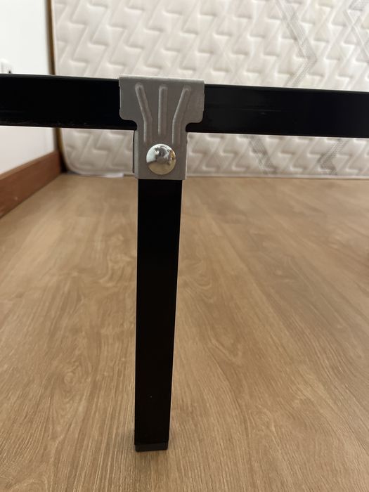 Estrado 200 cm x 150 cm com colchão