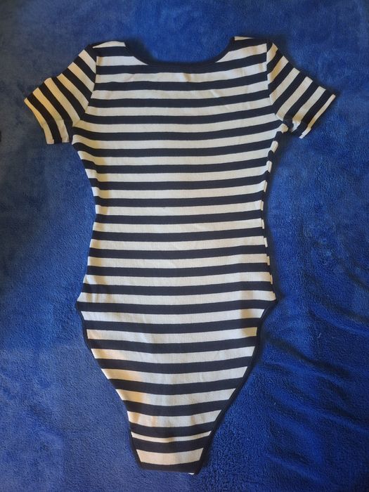 Czarno białe body