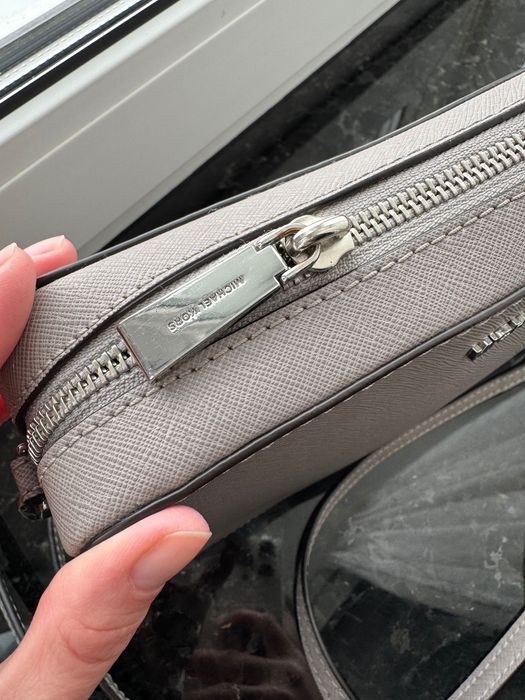 Сумка Michael Kors Set Large Saffiano Leather Crossbody сіра