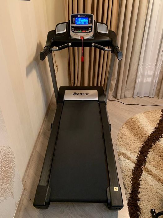 Бігова доріжка MASTERFIT