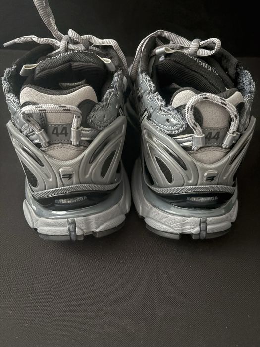 balenciaga runner 44