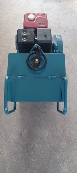 Vendo maquina de cortar asfalto