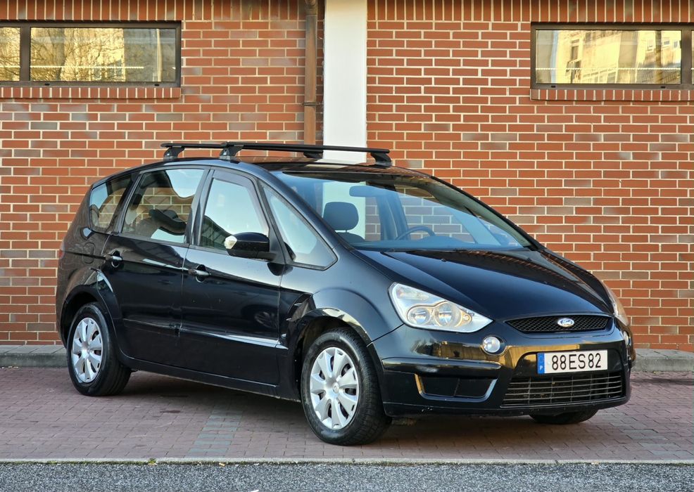 Ford S-MAX 1.8 TDCI 125cv   |  7 LUGARES