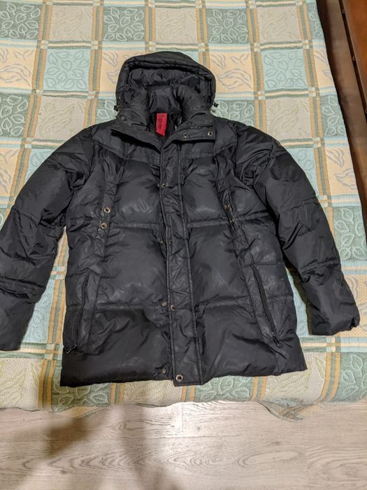 Мужской пуховик черный