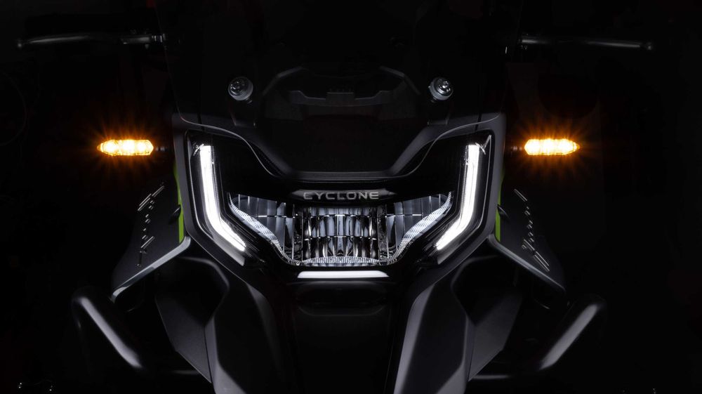 Motocykl Junak RX 600 z kuframi - dostawa