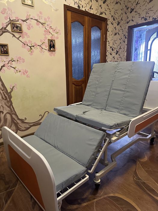 Ліжко медичне для лежачих хворих, інвалідне ліжко
