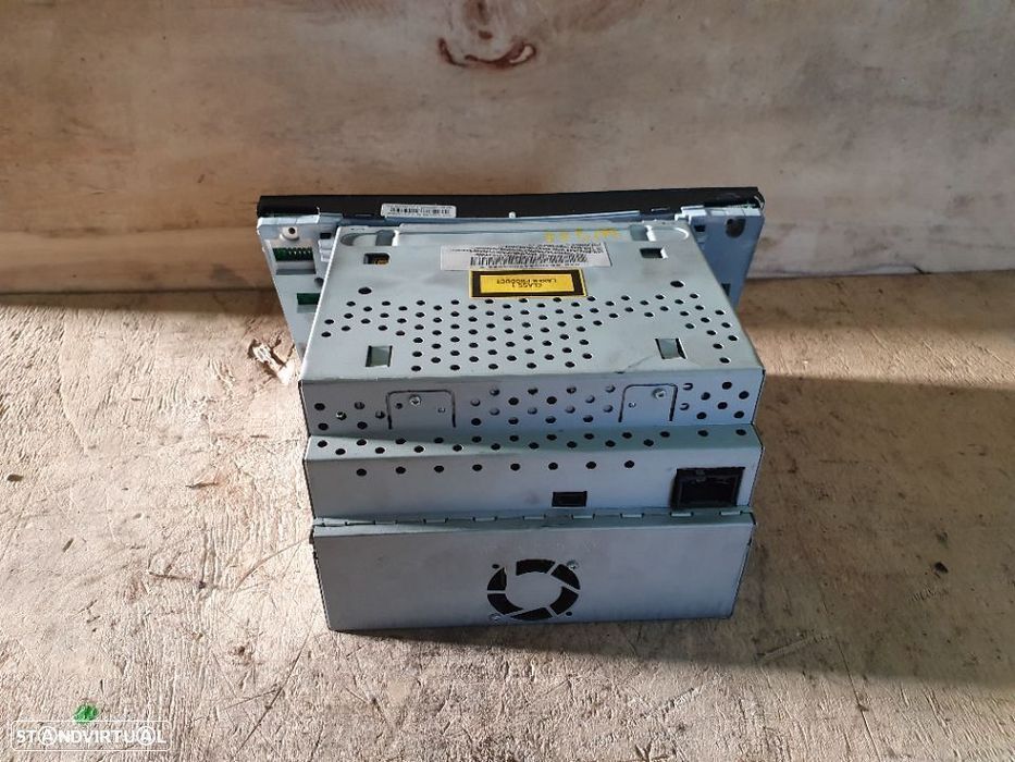 Radio original Mercedes w211 E220 E270 GPS TELEFONE A211870.008.9001