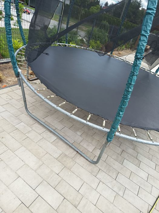 Trampolina ogrodowa duża