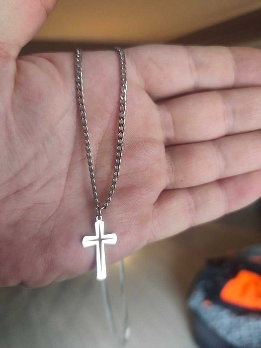 Naszyjnik pancerka 55 cm , stal szlachetna , krzyżyk , pudełko