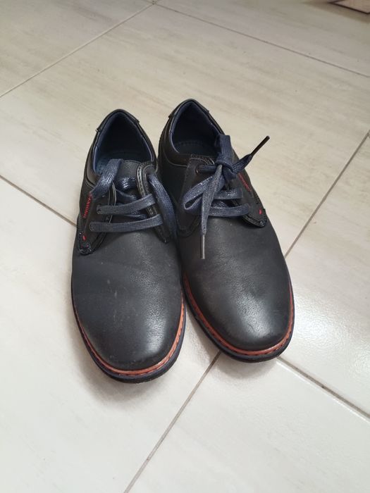 Продам туфлі для хлопчика