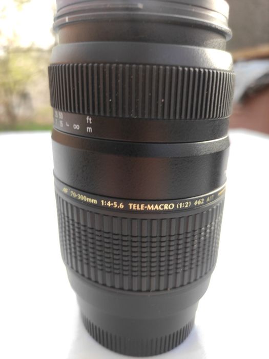 Tamron 70-300mm f/4-5.6 tele-macro for Sony-minolta
