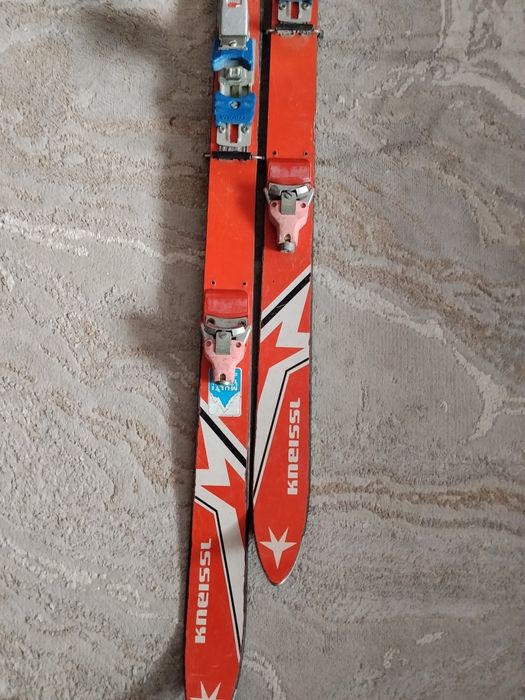 Sprzedam narty 110cm z kijkami