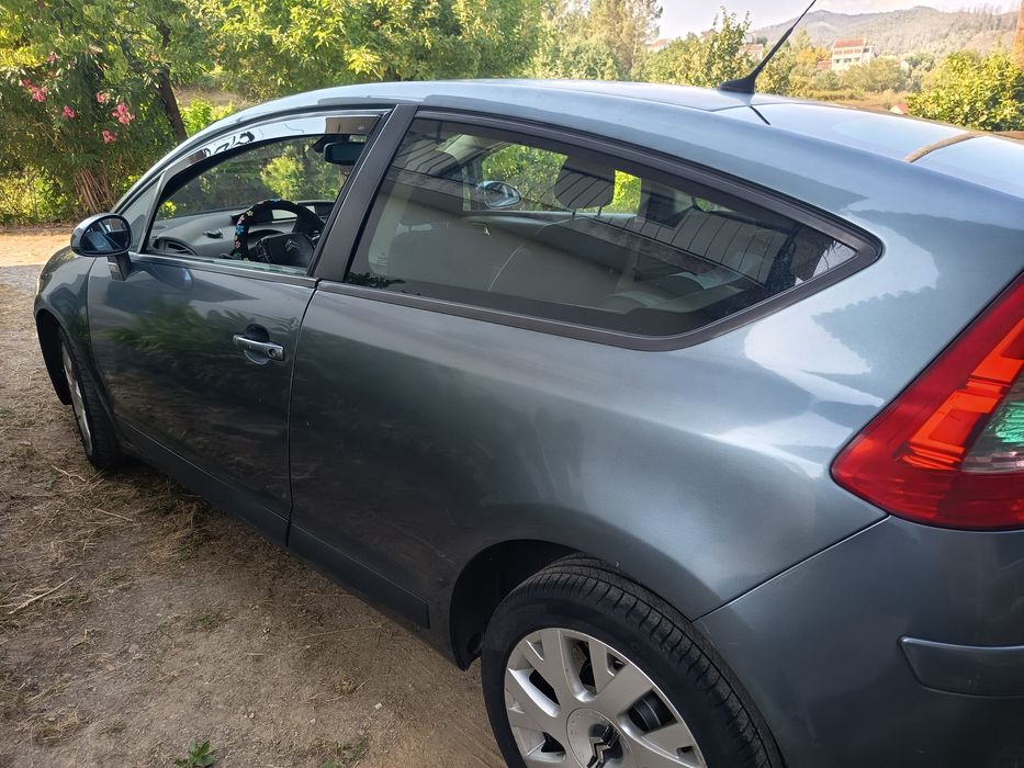 Citroen C4 Coupé vendo ou troco