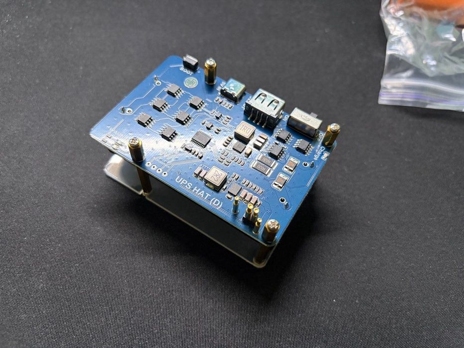 Waveshare UPS hat (D) для Raspberry Pi + дві батареї 21700 на 5000mAh в комплекті