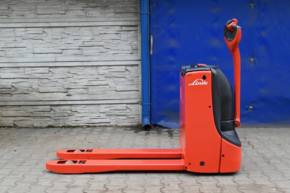 Paleciak elektryczny Linde T16 1600kg 2021 rok 1160mth Li-ion FHP 482
