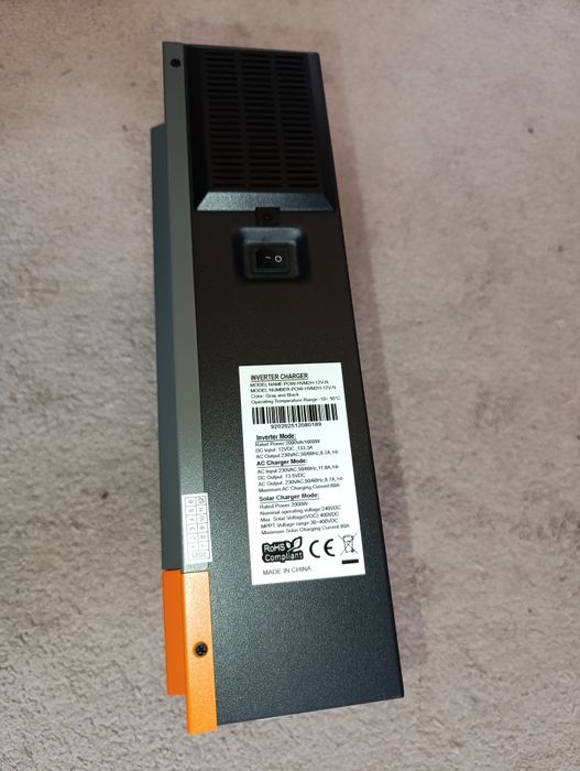 PowMr POW-HVM2H-12V-N Гібридний інвертор